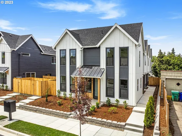 3855 SE 28th Ave #5, Portland, OR 97202