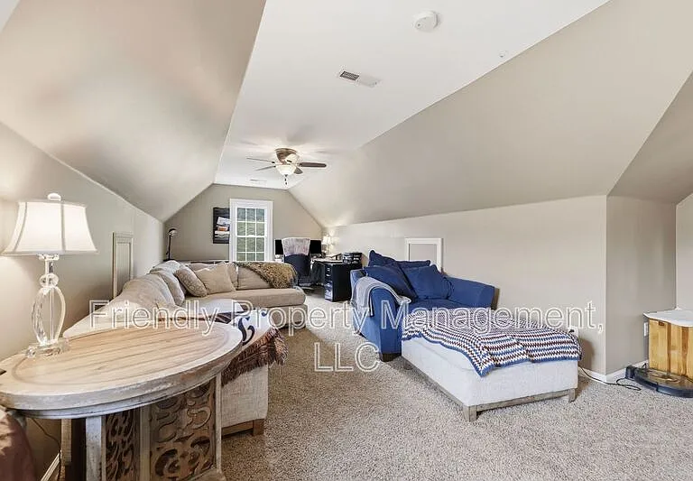 2714 Colton Dr — Photo 24