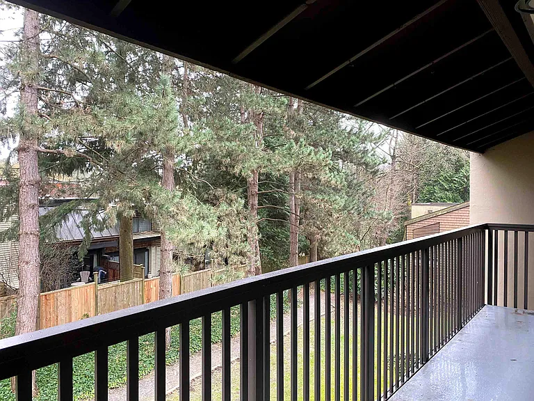 9867 Manchester Dr #515 — Photo 10