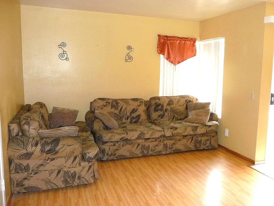 1st image of 25020 Slate Creek Dr