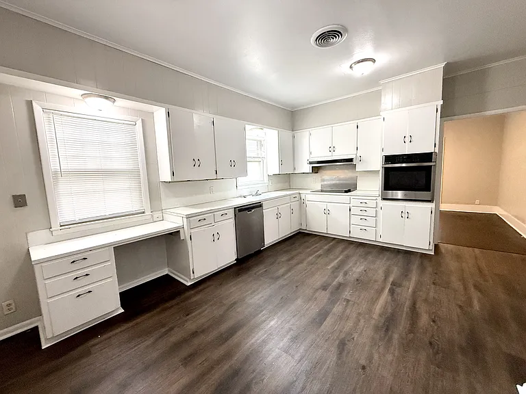 409 B St NW — Photo 6