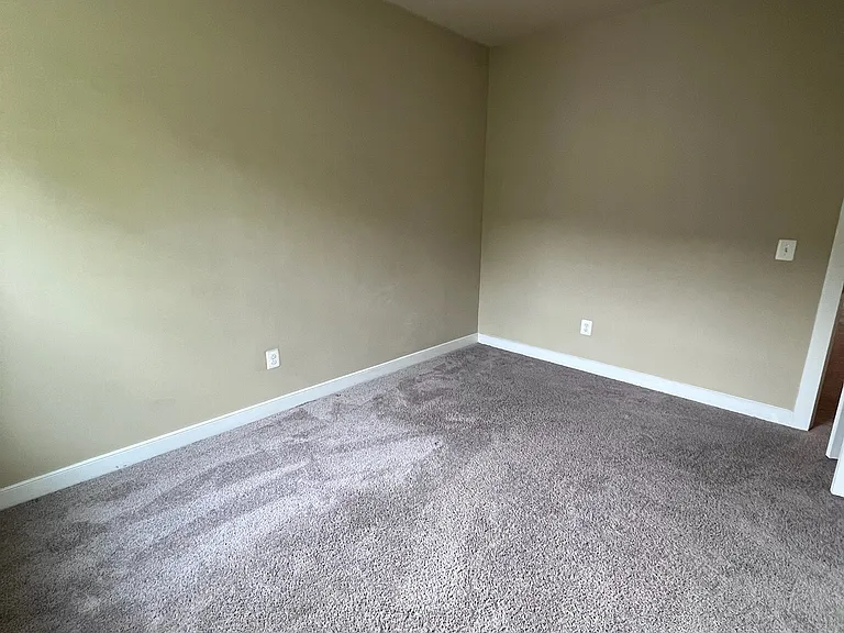 109 Saginaw Dr — Photo 39