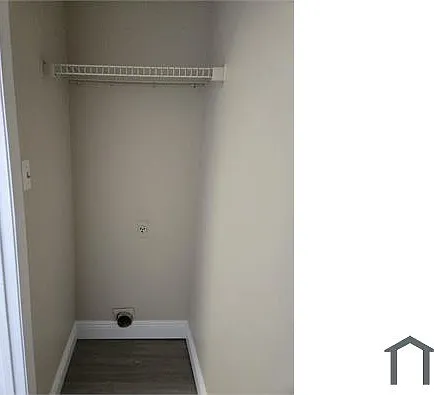 8736 Mallard Reserve Dr — Photo 11