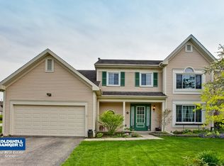 913 Milford St, Cary, IL 60013