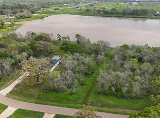 21502 Chenango Lake Dr, Angleton, TX 77515
