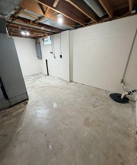 Washer/Dryer hookup