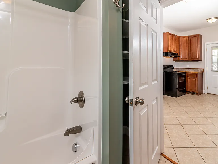 183 Clark St — Photo 13