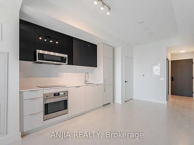 308 Jarvis St #3306 — Photo 5