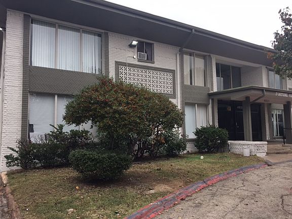 2nd image of 4821 Gaston Ave APT 203