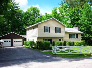 8 Fleury Ln, Elizabethtown, NY 12932