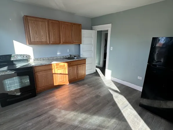 33 Albert Pl, Waterbury, CT