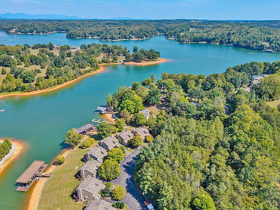 4th image of 291 Waterside Dr #G-2