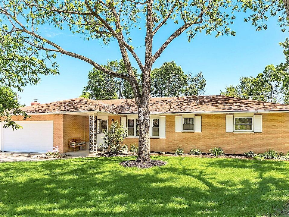 1st image of 4934 Cheviot Dr