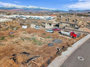 2192 S Angell Heights Dr, Hurricane, UT 84737