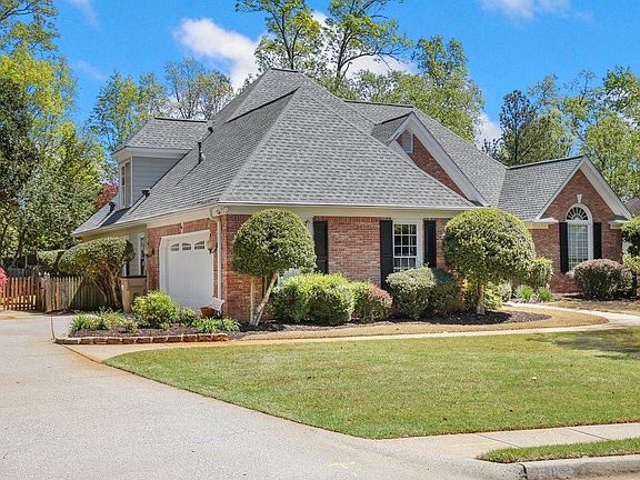 2nd image of 4009 Treemont Ln