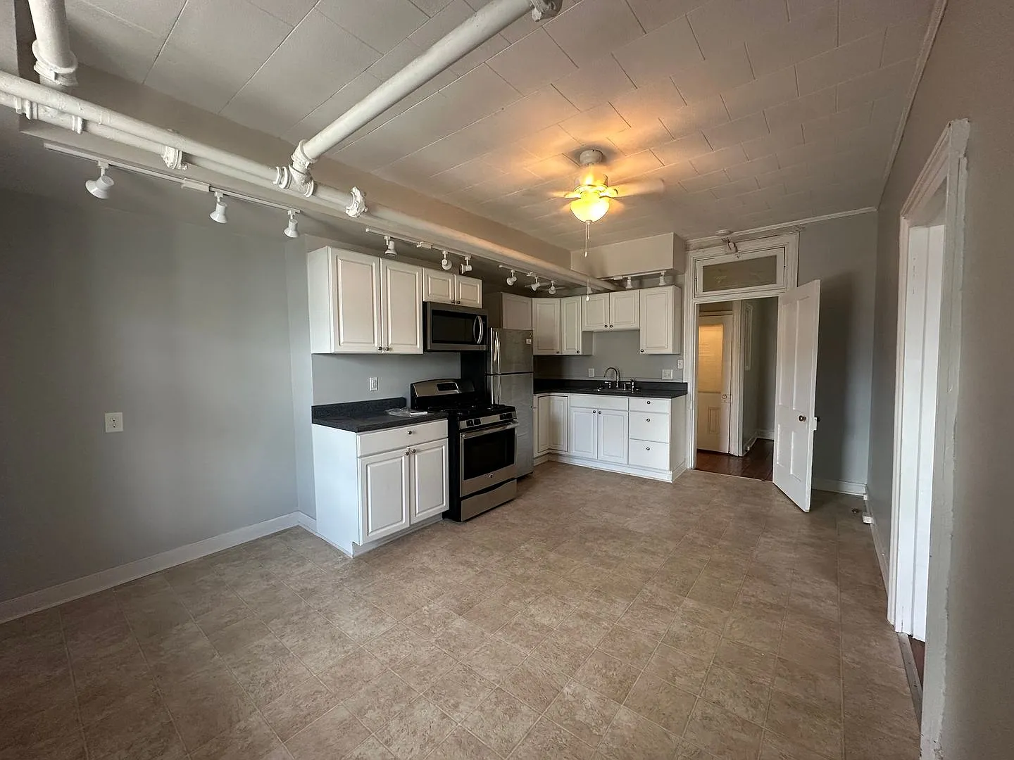 708 Court Street Apts A-C — Photo 2