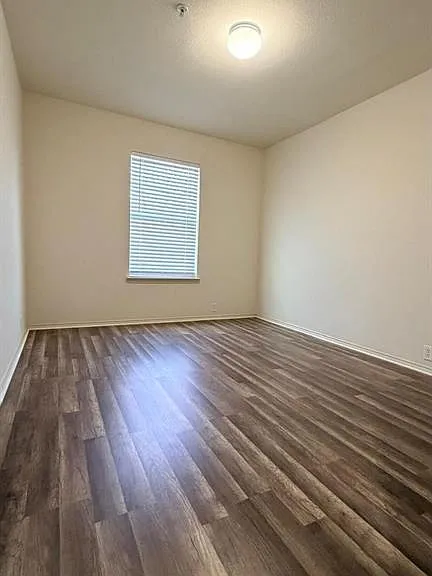 2205 Stoneleigh Pl — Photo 25
