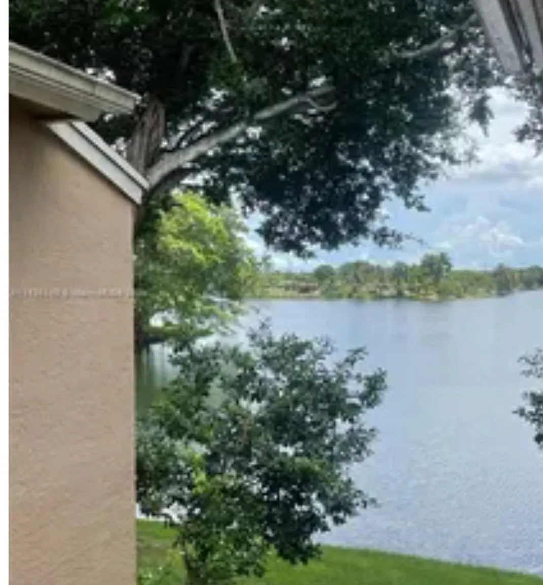 2 bed, 1200 sqft, $2,275 — Photo 2