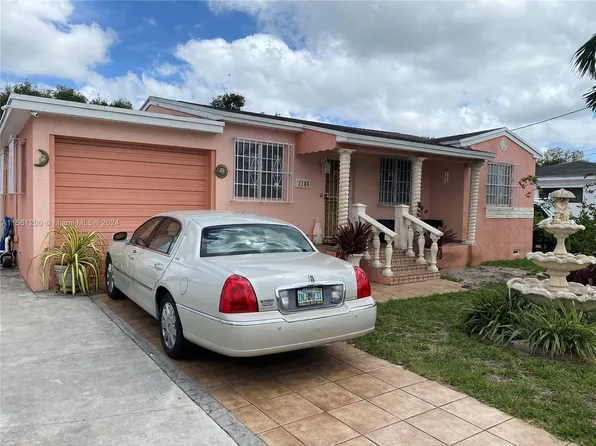 1105 SE 8th Ct, Hialeah, FL 33010