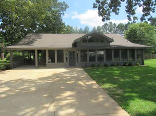 1205 Moss Hill Dr, New Albany, MS 38652