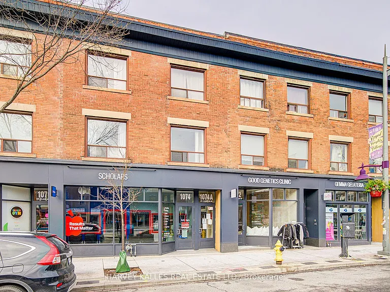 1074 Saint Clair Ave W #4 — Photo 2