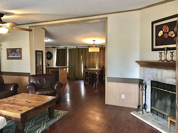 3rd image of 15906 Cedar Bay Dr