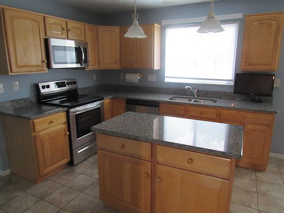 5th image of 10065 Cedarwood Dr