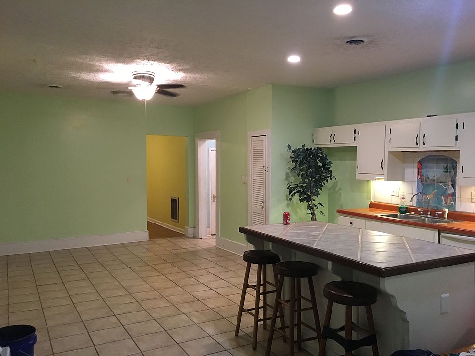 1st image of 200 Fairmont Ave