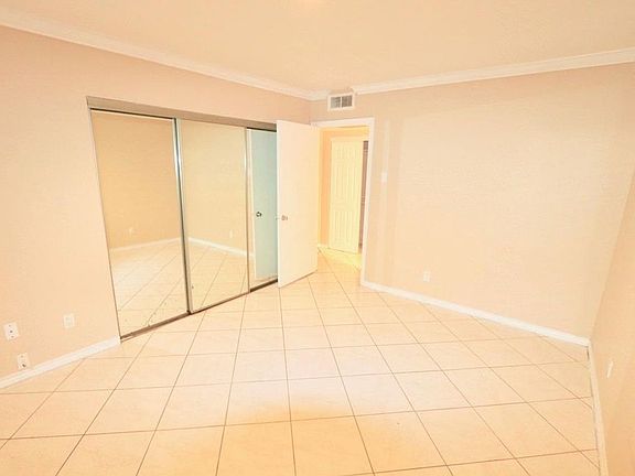 4th image of 4040 San Felipe St APT 122