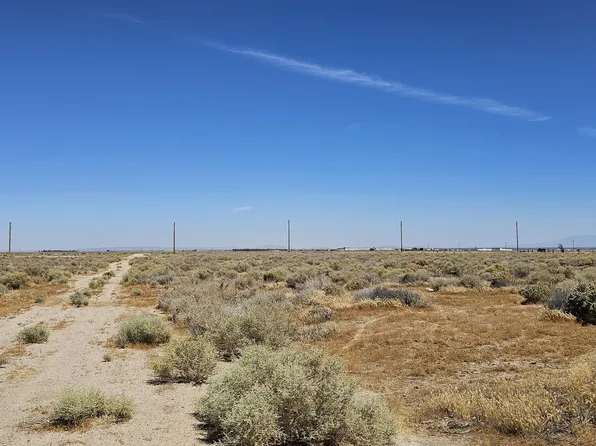 Avenue E13 Vic St #74, Lancaster, CA 93536