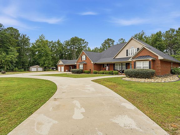 3rd image of 3435 Widman Dr