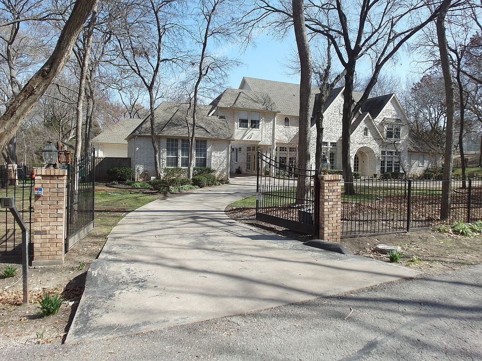 2nd image of 840 Timberwood Ln