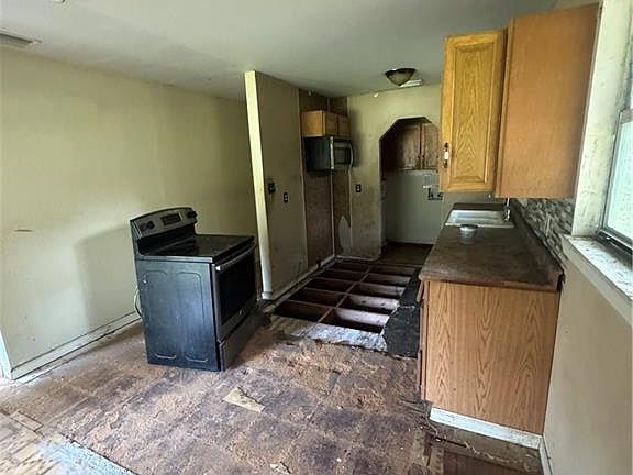 4th image of 4680 Joe Carl Rd S