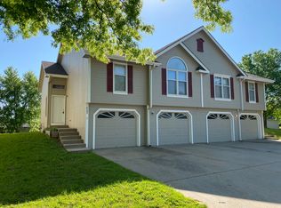 805 Porter Ridge Rd, Kearney, MO 64060