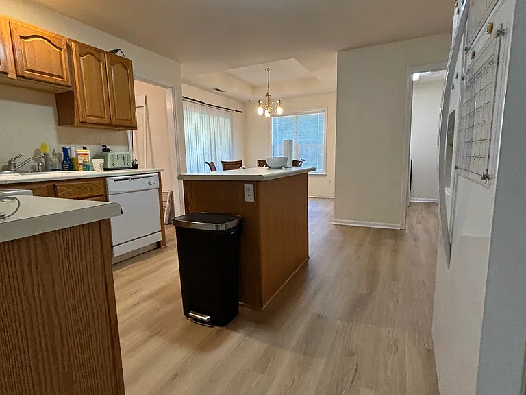 4805 Castlewood Ct — Photo 7