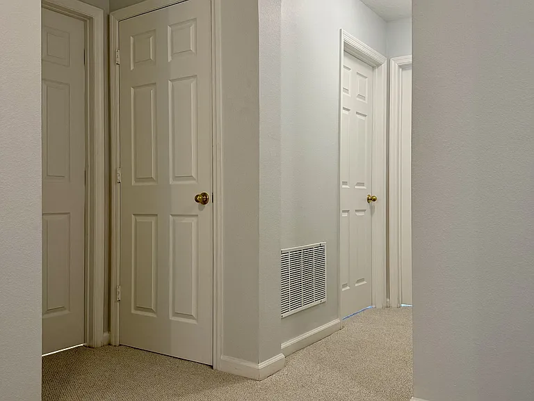 823 Pine Pointe Ln #1 — Photo 8