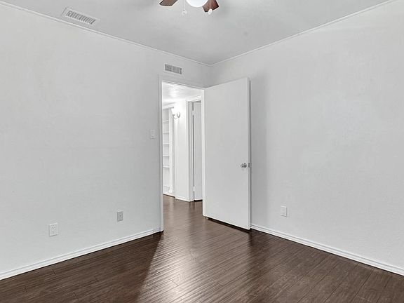 2nd image of 4408 Larner St