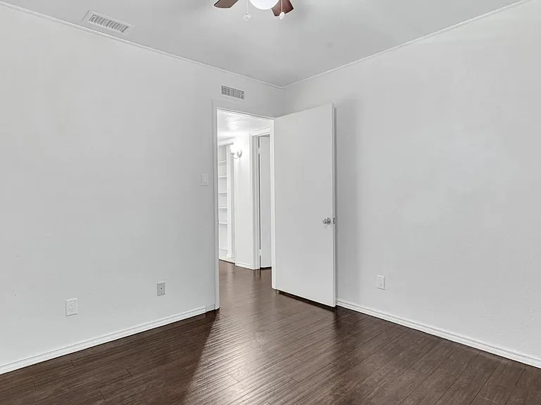 4408 Larner St — Photo 2