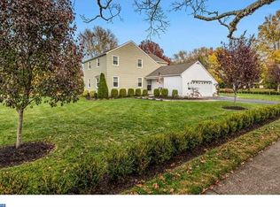 238 Hedgeman Rd, Moorestown, NJ 08057