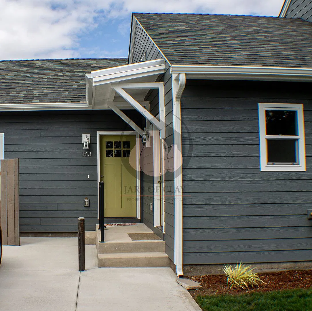 Spacious 1BR Stayton Duplex | Air Conditioning & Private Fenced Yard! — Photo 1