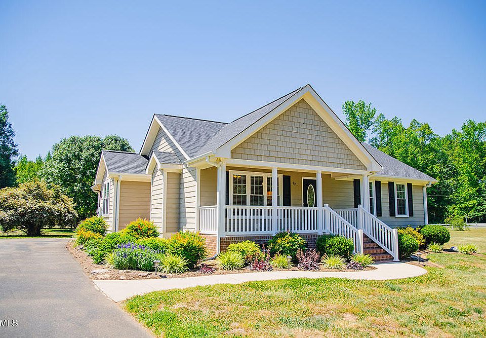1st image of 62 Red Berry Holly Ln