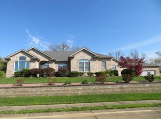 1500 Regents Park Rd, Evansville, IN 47710