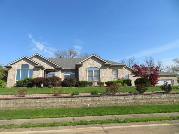 1500 Regents Park Rd, Evansville, IN 47710