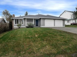 2424 SW 322nd St, Federal Way, WA 98023