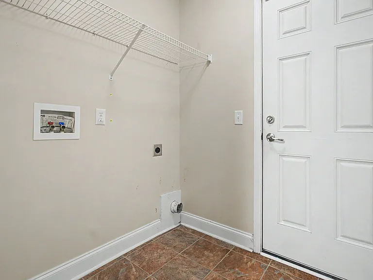 115 SE Cutters Gap — Photo 10
