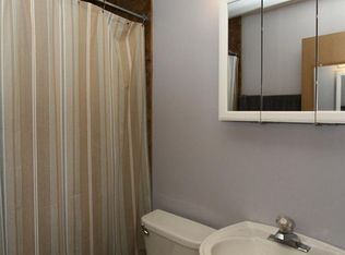 348 S 53rd St, Lincoln, NE 68510