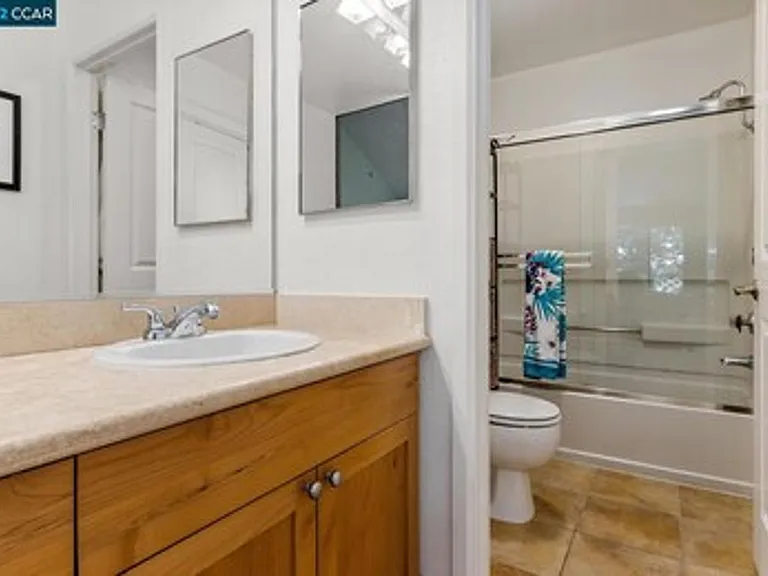 330 S Overlook Dr — Photo 14