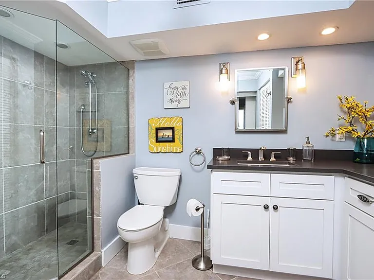 26000 Hickory Blvd #701 — Photo 11
