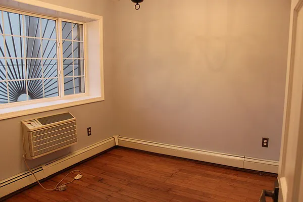 Rented by Premier Metro Realty Corp | media 5