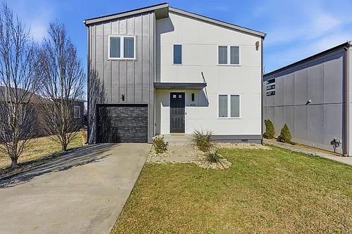 426 Patterson St Photo 1